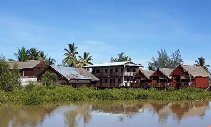La Capannina Chez Lea Hotel Morondava Ngoại thất bức ảnh