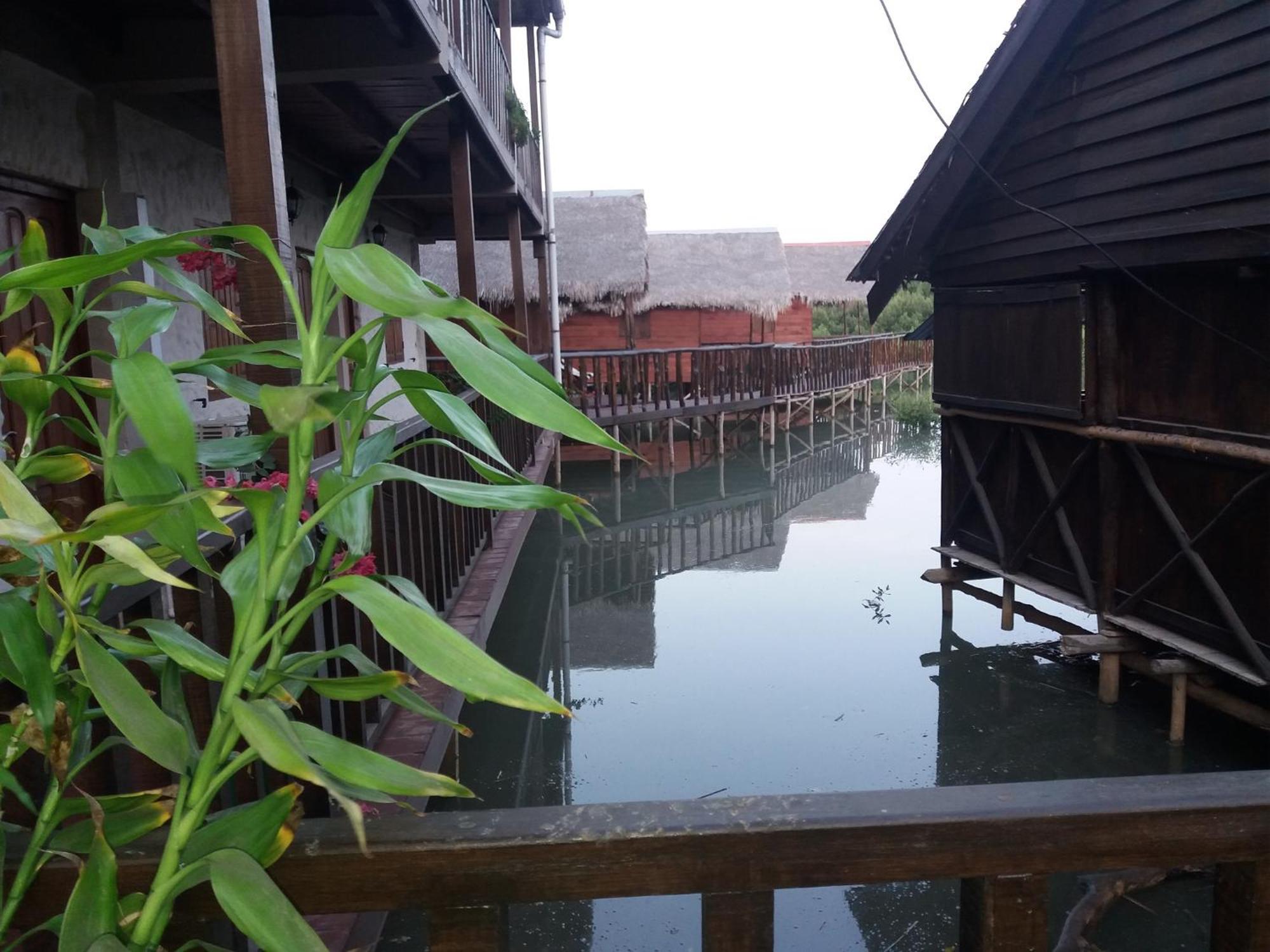 La Capannina Chez Lea Hotel Morondava Ngoại thất bức ảnh